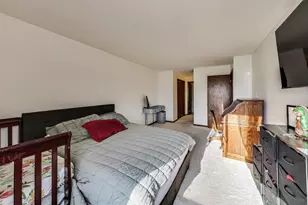 5840 W 104th St, Oak Lawn, IL 60453 - Photo 13