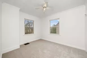 2512 Salem Blvd, Zion, IL 60099 - Photo 11