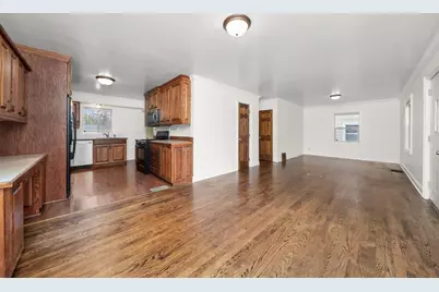 2512 Salem Boulevard, Zion, IL 60099 - Photo 7