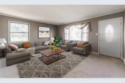 934 E Garden Street, Dekalb, IL 60115 - Photo 11