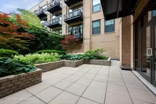 1040 W Adams St, Chicago, IL 60607 - Photo 15
