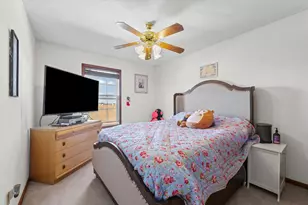 707 Country View Dr, Philo, IL 61864 - Photo 17