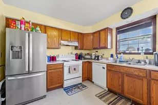 707 Country View Dr, Philo, IL 61864 - Photo 9