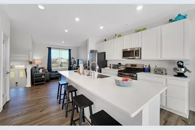 1015 Atterberg Road, South Elgin, IL 60177 - Photo 13