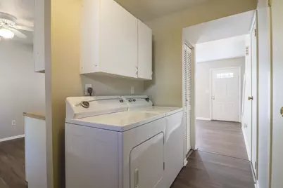 2908 W John Street #B, Champaign, IL 61821 - Photo 9