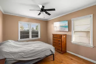 1060 Catherine St, Joliet, IL 60435 - Photo 9