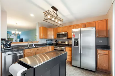 932 Clover Lane, Pingree Grove, IL 60140 - Photo 5