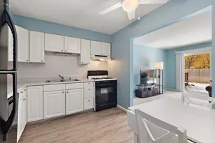 7682 S 88 Ct, Justice, IL 60458 - Photo 11