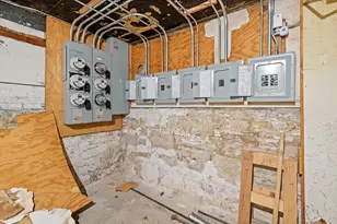 815 W 76th St, Chicago, IL 60620 - Photo 39