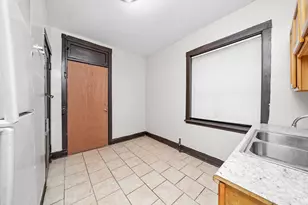 815 W 76th St, Chicago, IL 60620 - Photo 15