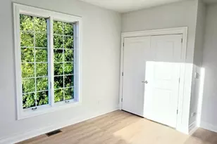 5936 W Maple Ave, Berkeley, IL 60163 - Photo 15