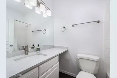 1645 W School Street #418, Chicago, IL 60657 - Photo 13