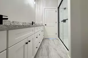 615 Anjali Court, Sycamore, IL 60178 - Photo 9