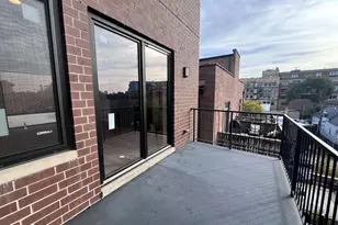 1039 W Belmont Ave, Chicago, IL 60657 - Photo 17