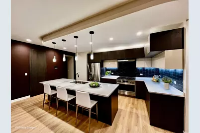 1039 W Belmont Avenue #4, Chicago, IL 60657 - Photo 5