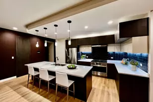 1039 W Belmont Ave, Chicago, IL 60657 - Photo 5