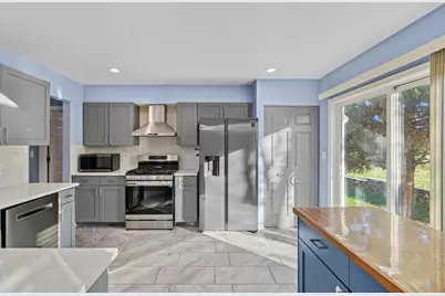 870 March Street, Lake Zurich, IL 60047 - Photo 7