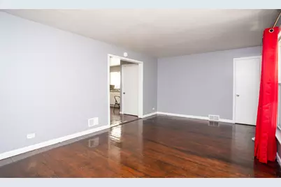 9111 S Kingston Avenue, Chicago, IL 60617 - Photo 5