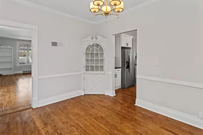 2135 W Leland Avenue, Chicago, IL 60625 - Photo 7