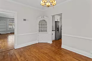 2135 W Leland Ave, Chicago, IL 60625 - Photo 7