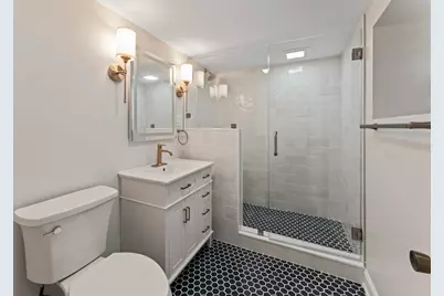 2135 W Leland Avenue, Chicago, IL 60625 - Photo 21