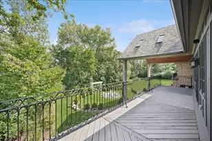 24 Bridlewood Rd, Northbrook, IL 60062 - Photo 29