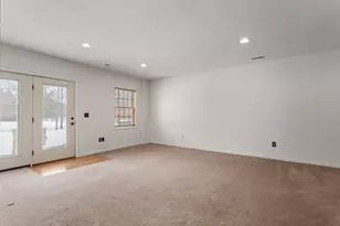 5210 Hammer Pl, Decatur, IL 62521 - Photo 33