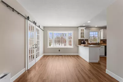 5210 Hammer Place, Decatur, IL 62521 - Photo 11