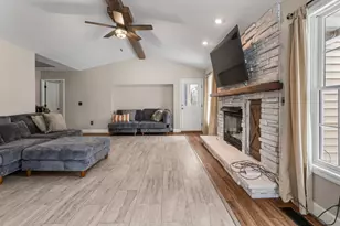 5210 Hammer Pl, Decatur, IL 62521 - Photo 9