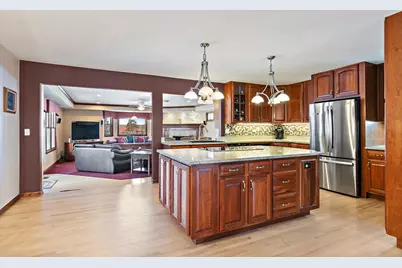 716 Surrey Lane, Sleepy Hollow, IL 60118 - Photo 5