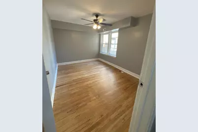 6215 N Washtenaw Avenue, Chicago, IL 60659 - Photo 3