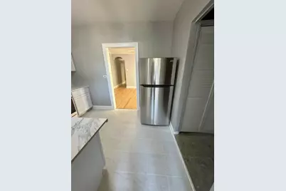 6215 N Washtenaw Avenue, Chicago, IL 60659 - Photo 7