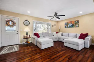 15945 Gresham Rd, Mackinaw, IL 61755 - Photo 5