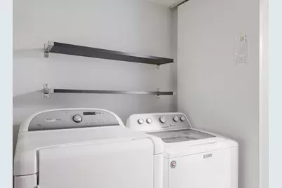 2805 W Shakespeare Avenue, Chicago, IL 60647 - Photo 9