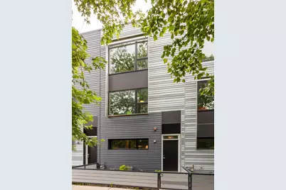 2805 W Shakespeare Avenue, Chicago, IL 60647 - Photo 1