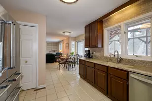 41W801 Northway Dr, Elburn, IL 60119 - Photo 17