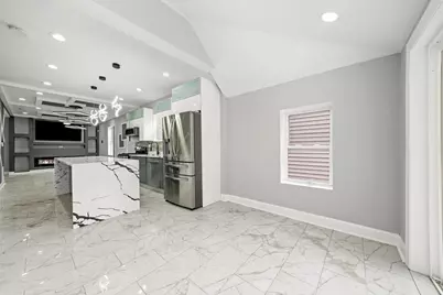 7918 S Anthony Avenue, Chicago, IL 60619 - Photo 5