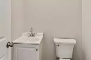 17060 Louis Ave, South Holland, IL 60473 - Photo 11