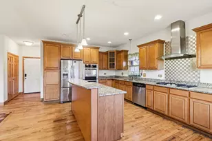 4843 Turner Ct, Country Club Hills, IL 60478 - Photo 5