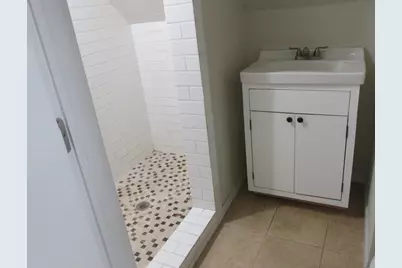 [Address not provided], North Chicago, IL 60064 - Photo 15