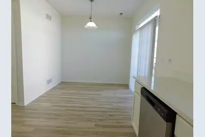 3748 Bailey Road #3748, Yorkville, IL 60560 - Photo 9