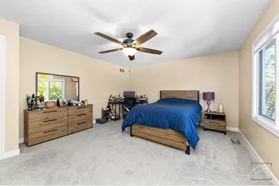 940 Burnham Court, Aurora, IL 60502 - Photo 33