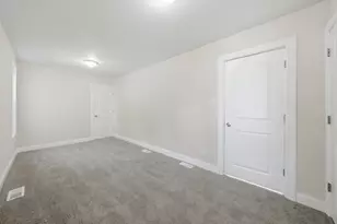 10730 S Wentworth Ave, Chicago, IL 60628 - Photo 7