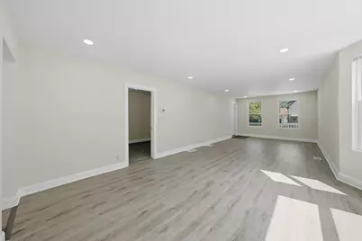 10730 S Wentworth Avenue, Chicago, IL 60628 - Photo 3