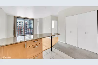 635 N Dearborn Street #1403, Chicago, IL 60654 - Photo 17