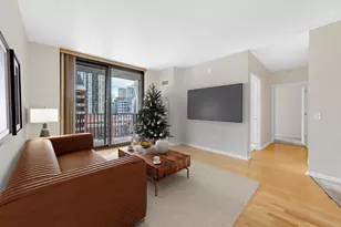 635 N Dearborn St, Chicago, IL 60654 - Photo 5