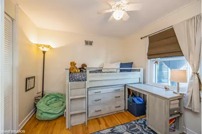 9542 Monroe Avenue, Brookfield, IL 60513 - Photo 11