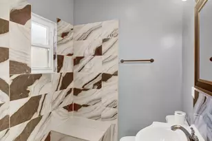 1 E 114th St, Chicago, IL 60628 - Photo 3