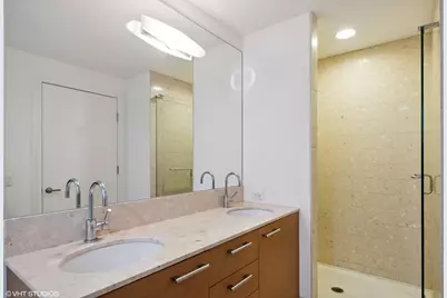 340 E Randolph Street #803, Chicago, IL 60601 - Photo 11