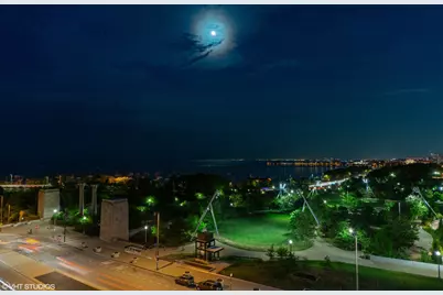 340 E Randolph Street #803, Chicago, IL 60601 - Photo 19